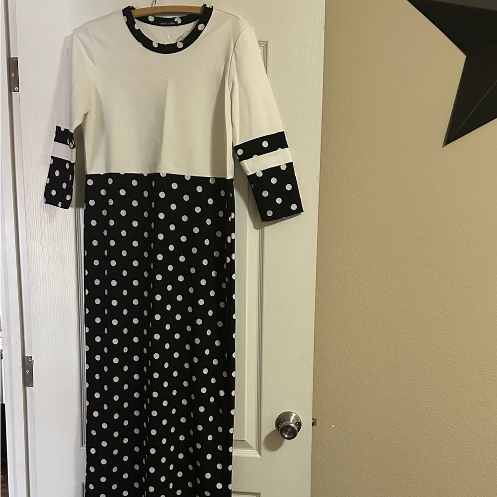Sweet Claire Monochrome Polka Dot Long Sleeve Dress